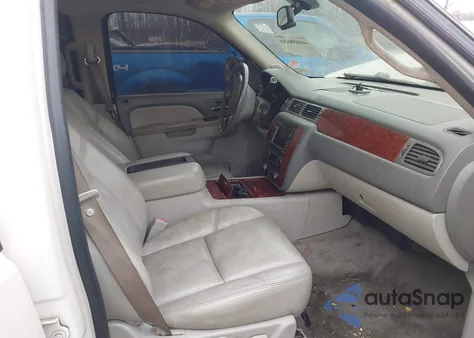 2010 Chevrolet Avalanche 1500 Ltz z USA, uszkodzony, nr VIN 3GNVKGE03AG209271